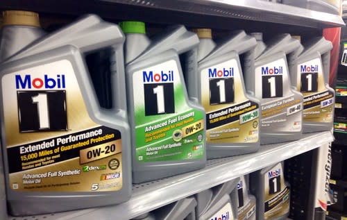 The Ultimate Guide to Synthetic Engine Oil: Benefits, Myths, and Choosing the Right One